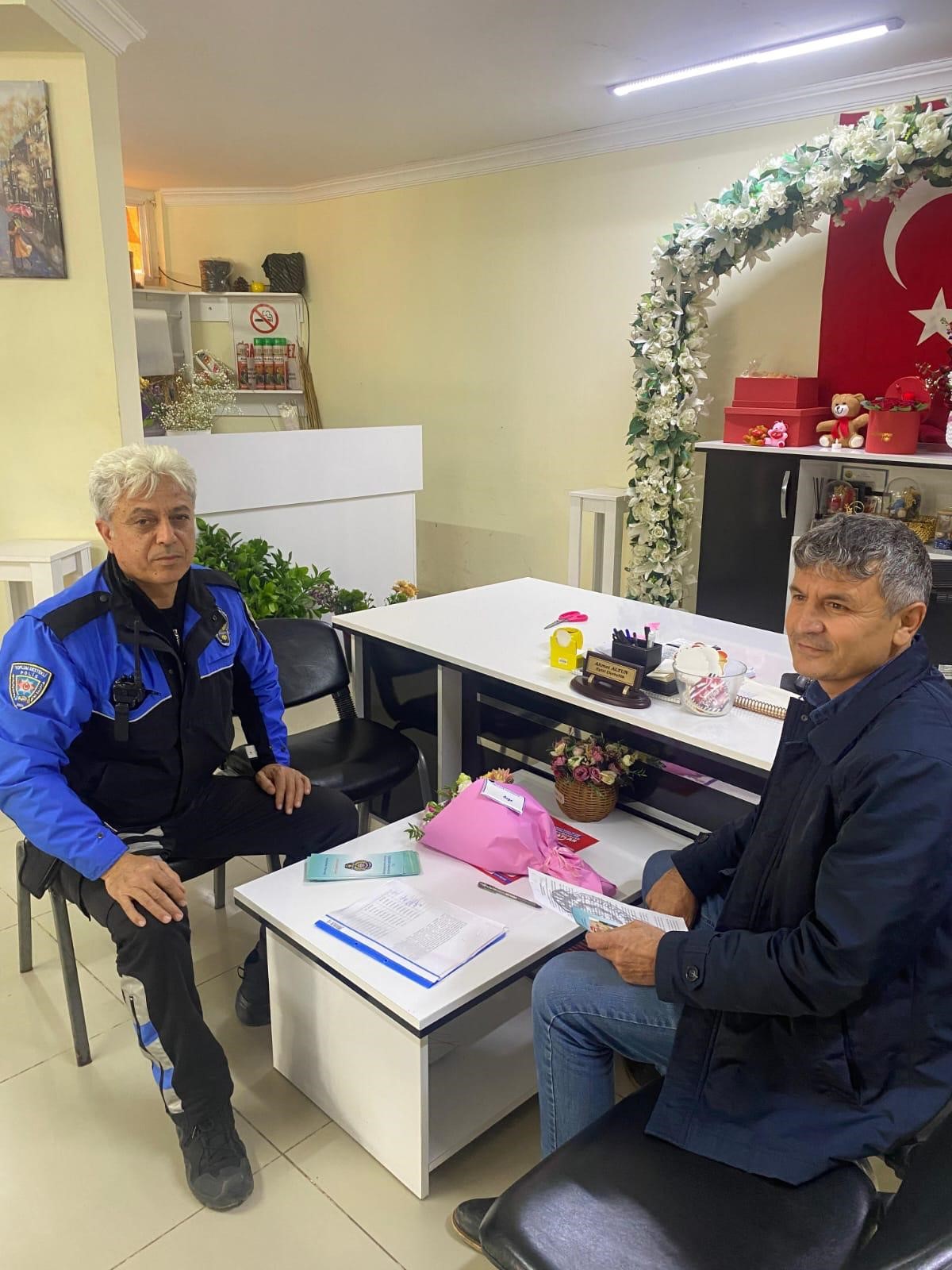 Muhtarlar ’iletişim yoluyla dolandırıcılık’ hakkında bilgilendirildi
