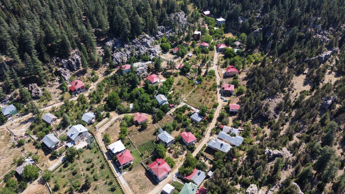 Anamur yaylaları yaz sıcaklarından kaçanların gözdesi oldu

