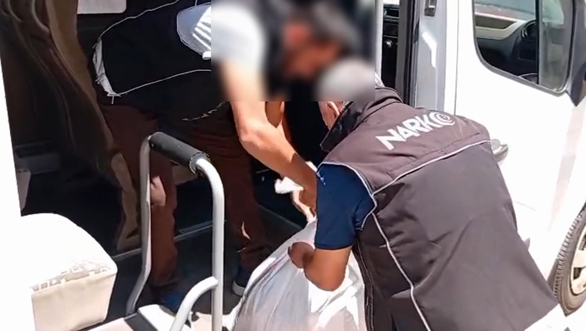 Mersin’de uyuşturucu operasyonu: 2 şüpheli tutuklandı
