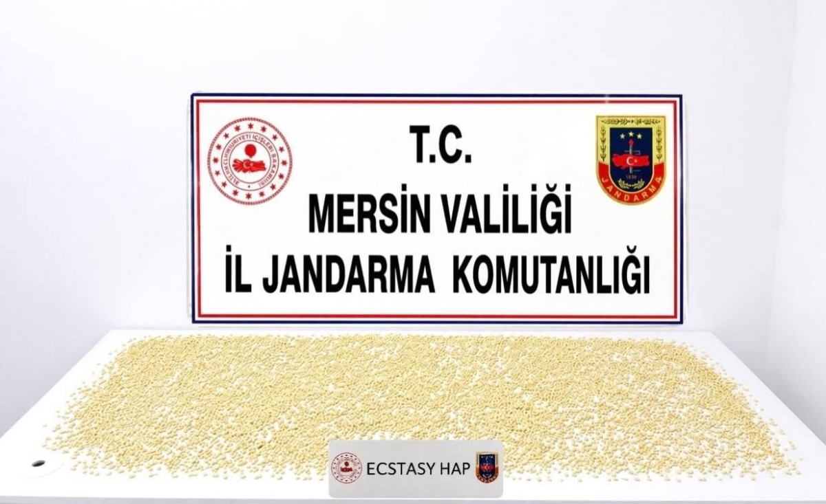 Mersin’de 3 bin 760 uyuşturucu hap ele geçirildi
