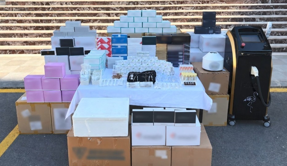 Mersin’de 10 milyonluk kaçak dolgu ve estetik malzemesi operasyonu 
