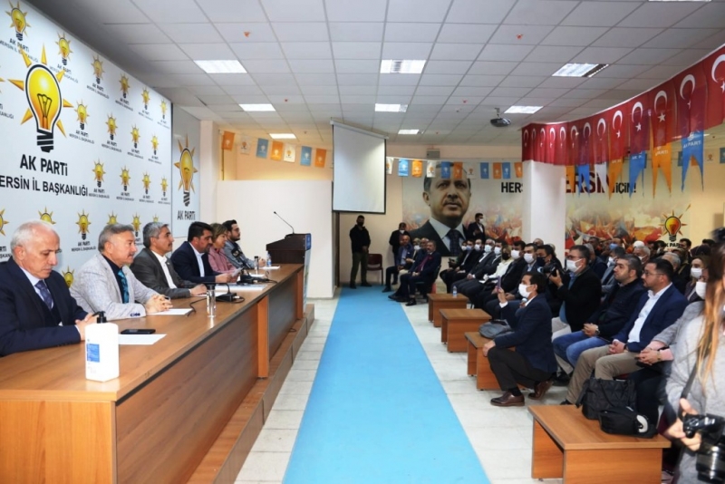 AK Parti İl Başkanı Ercik 'CHP, Mersin'deki miting yeri tartışmasıyla algı oluşturuyor'  