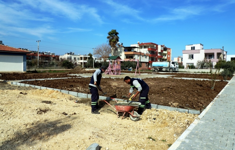       Akdeniz Belediyesi, Karaduvar’a yeni bir çocuk parkı yapıyor 