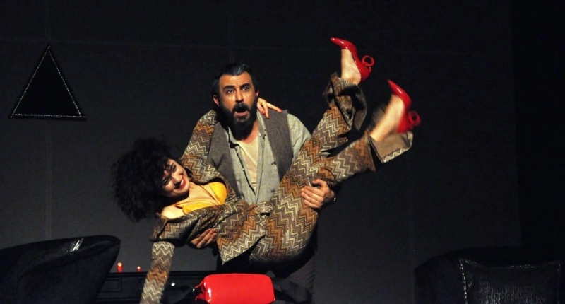  Büyükşehir Belediyesi Şehir Tiyatrosu, ‘Matruşka’yı Kıbrıslılar için sahneledi 