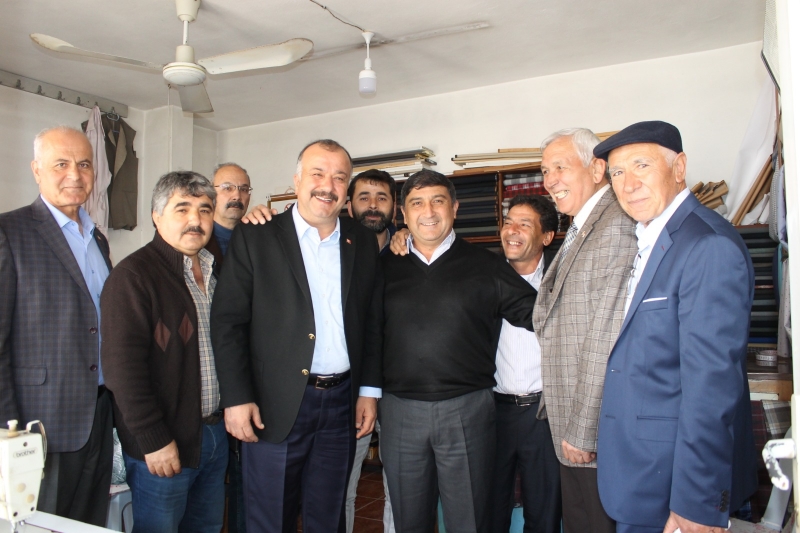 İYİ PARTİ ERDEMLİ BELEDİYE BAŞKAN ADAYI SERDAR ARSLAN KARGIPINARI'NDA ESNAF ZİYARET ETTİ