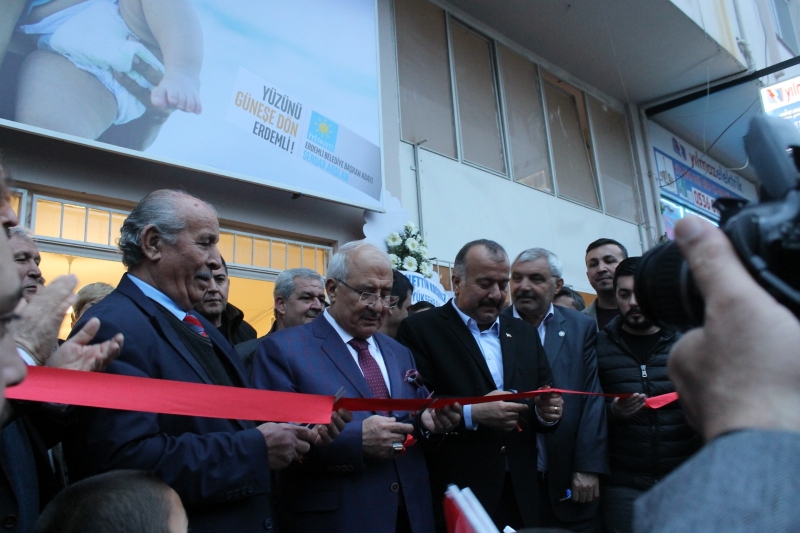 İYİ PARTİ SEÇİM OFİSİNİ KARGIPINARI'NDA AÇTI