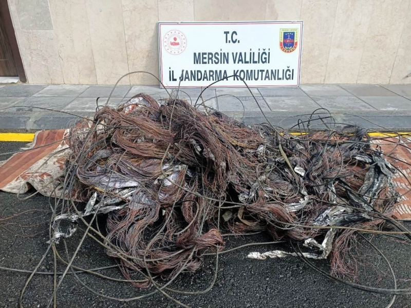  Kablo hırsızları tutuklandı 
