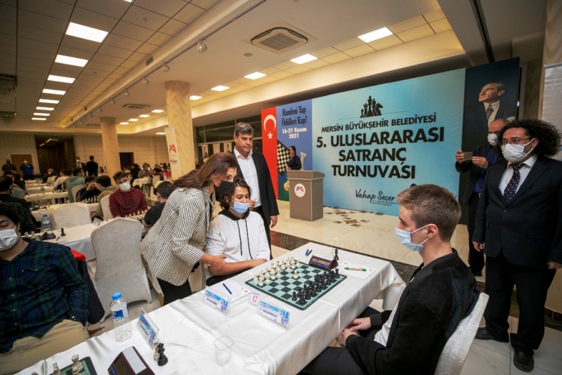  Mersin Büyükşehir Belediyesi Uluslararası Satranç Turnuvası başladı 