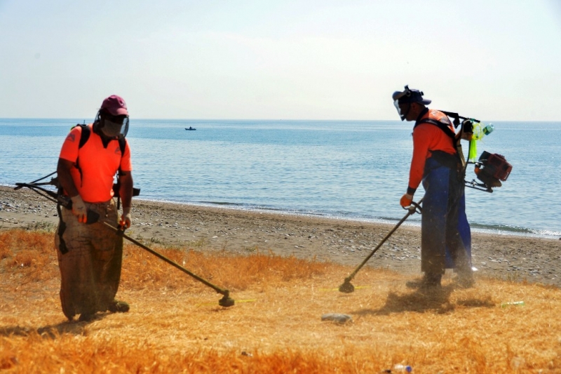  Mersin Büyükşehir Belediyesi, plajları yaza hazırlıyor 