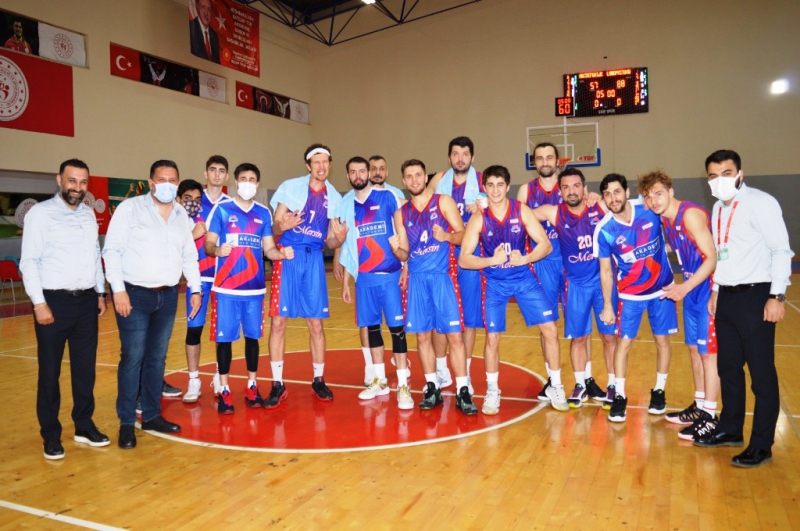  Mersin Büyükşehir Belediyesi Erkek Basketbol Takımı, adını final grubuna yazdırdı 