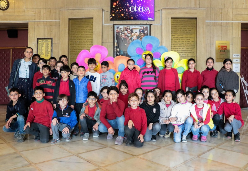 Mersin Devlet Opera ve Balesi Göçmen Çocuklarına Çocuk Oyunu İzletti