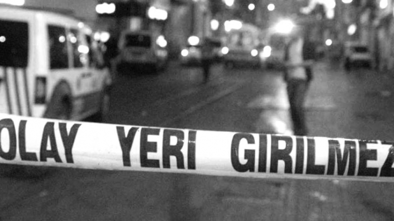 Mersin'de 17 yaşındaki genç kıza parkta bıçaklı saldırı 