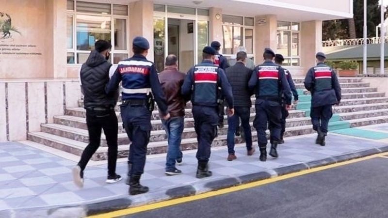 Mersin'de aranan 25 kişi yakalandı 