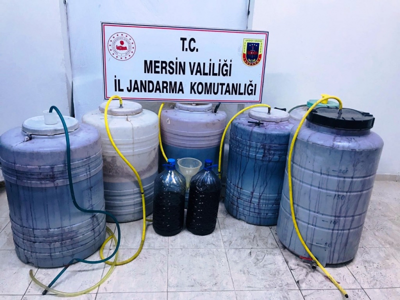  Mersin'de bin 184 litre sahte içki ele geçirildi 