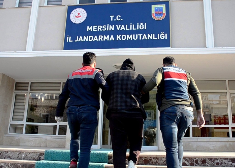 Mersin'de bir kişi bölücü terör örgütü üyesi olduğu iddiasıyla gözaltına alındı 
