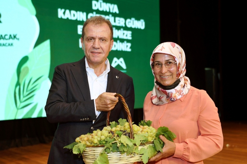  Mersin'de Dünya Çiftçi Kadınlar Günü buluşması 