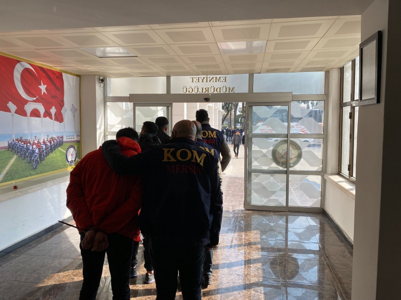 Mersin'de nitelikli yağma operasyonu 3 tutuklama 