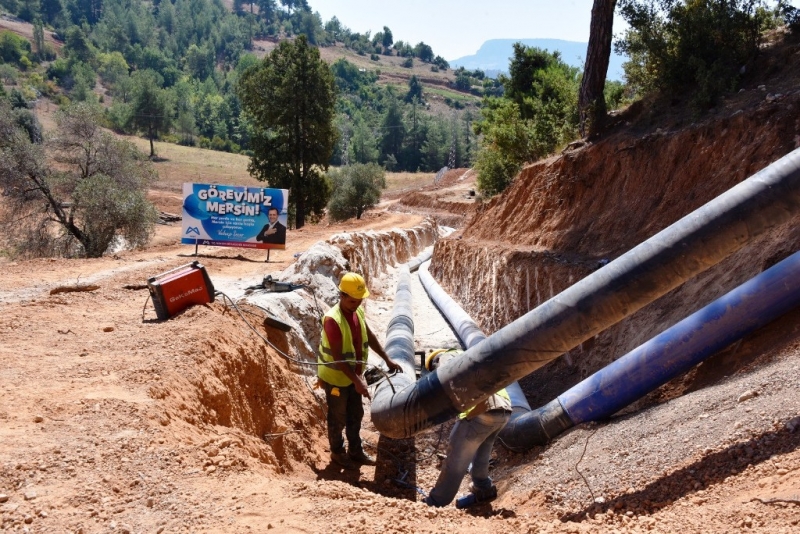  MESKİ Tarsus'taki içme suyu çalışmalarını sürdürüyor   