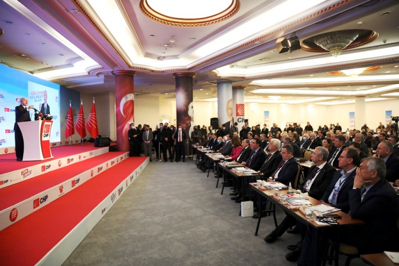  Seçer, Kayseri'de düzenlenen 'Belediye Başkanları Çalıştayı'na katıldı   