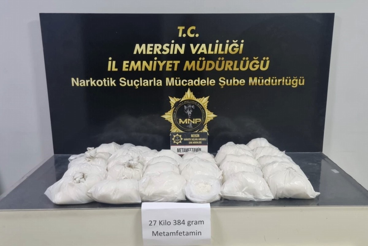 Mersin’de depoya baskın: 27 kilodan fazla metamfetamin ele geçirildi
