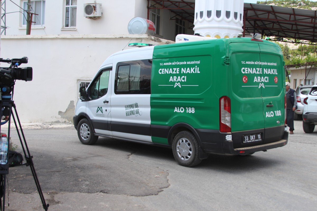 Mersin’de katliam yapan zanlının cesedi adli tıpa gönderildi