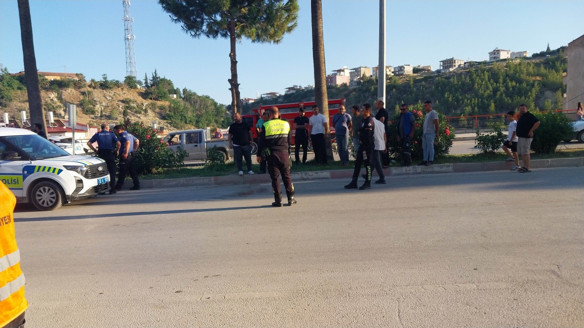 Direğe çarptı hayatını kaybetti