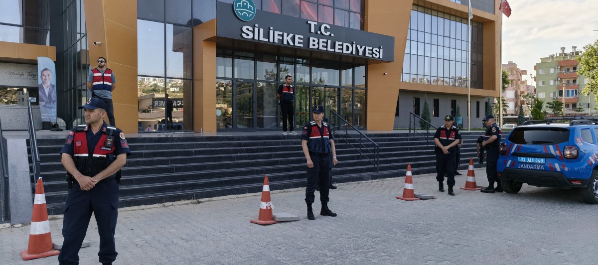 Silifke Belediyesine yönelik ’rüşvet’ soruşturmasında tutuklu sayısı 10’a yükseldi
