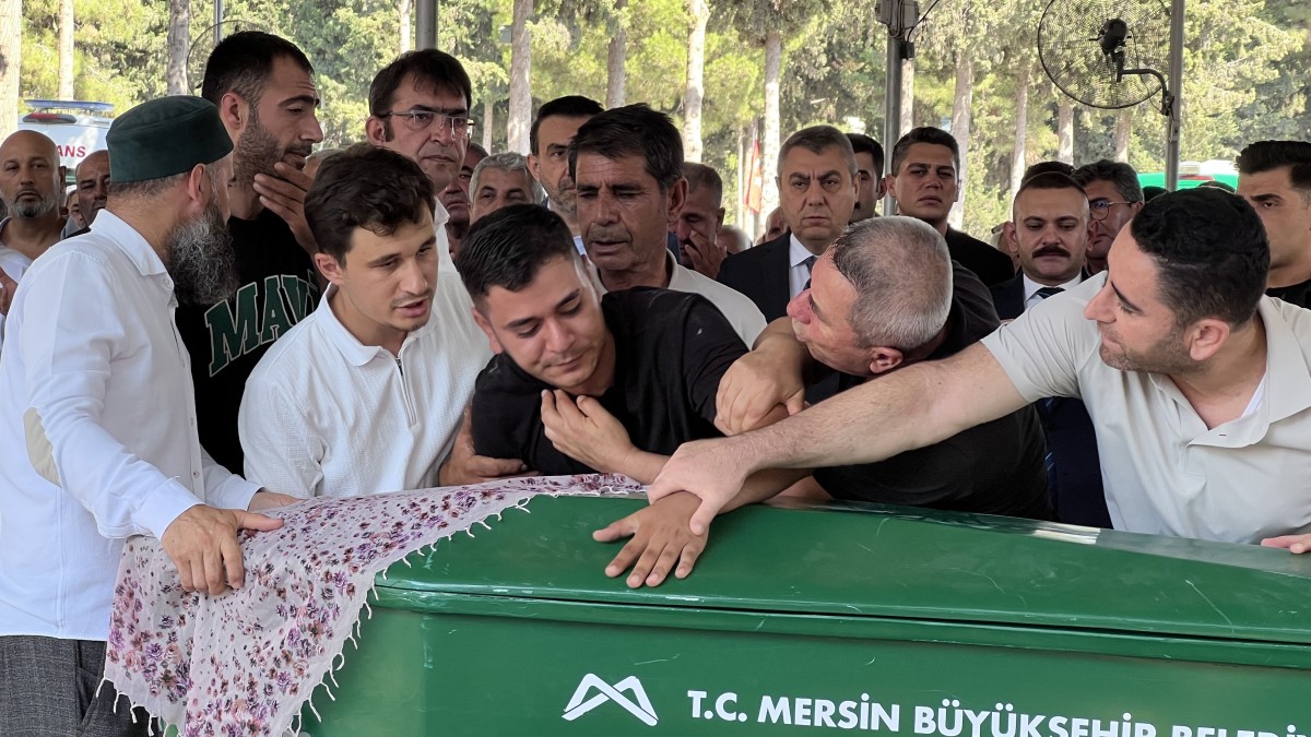 Gemi faciasında hayatını kaybeden Gülcan Gürel defnedildi